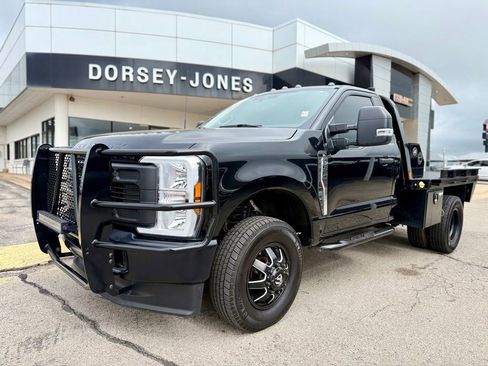 Used 2024 Ford F350 XL AWD/4WD image 1