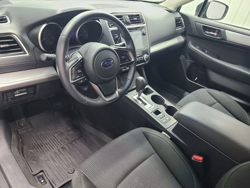 Used 2018 Subaru Outback 2.5i Premium AWD/4WD image 23