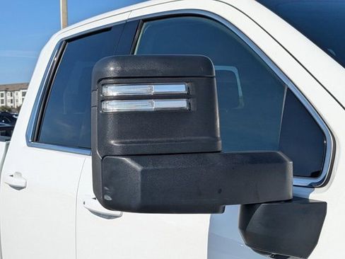 Used 2025 GMC Sierra 2500 SLE w/ SLE Value Package; image 14