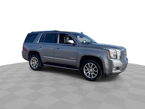Used 2019 GMC Yukon Denali w/ Open Road Package image 3
