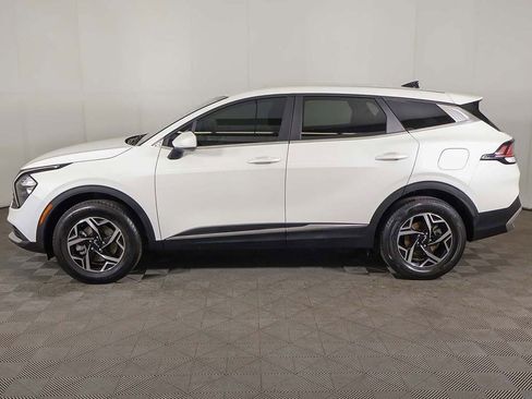 Used 2023 Kia Sportage LX image 16