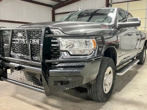 Used 2022 RAM 3500 Big Horn image 5