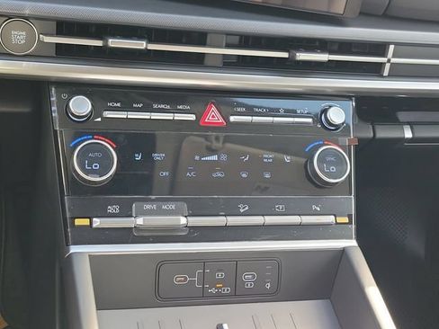 New 2027 Hyundai Santa Fe SEL FWD image 15