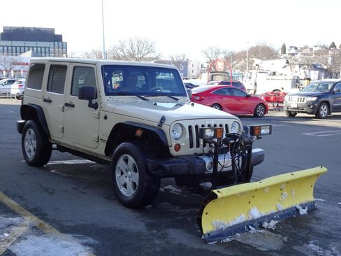 Used 2012 Jeep Wrangler Unlimited Sahara w/ Dual Top Group image 3