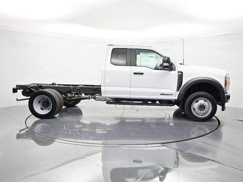 New 2026 Ford F450 XL w/ XL Chrome Package AWD/4WD image 4