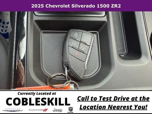 Used 2025 Chevrolet Silverado 1500 ZR2 w/ Technology Package image 28