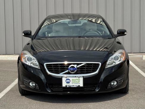 Used 2012 Volvo C70 T5 FWD image 2