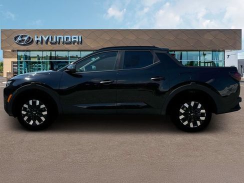 New 2025 Hyundai Santa Cruz SEL FWD image 3