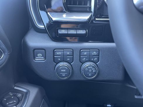 New 2025 Chevrolet Silverado 2500 High Country w/ Technology Package image 28