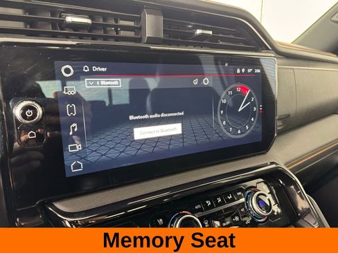 Used 2024 GMC Sierra 2500 AT4 w/ Technology Package image 15