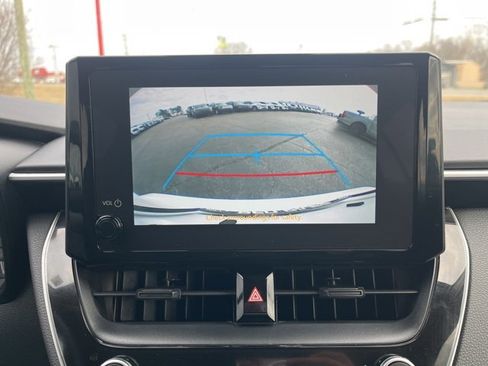 Used 2024 Toyota Corolla LE image 13