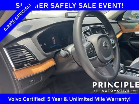 Certified 2024 Volvo XC90 B6 Plus AWD/4WD image 16