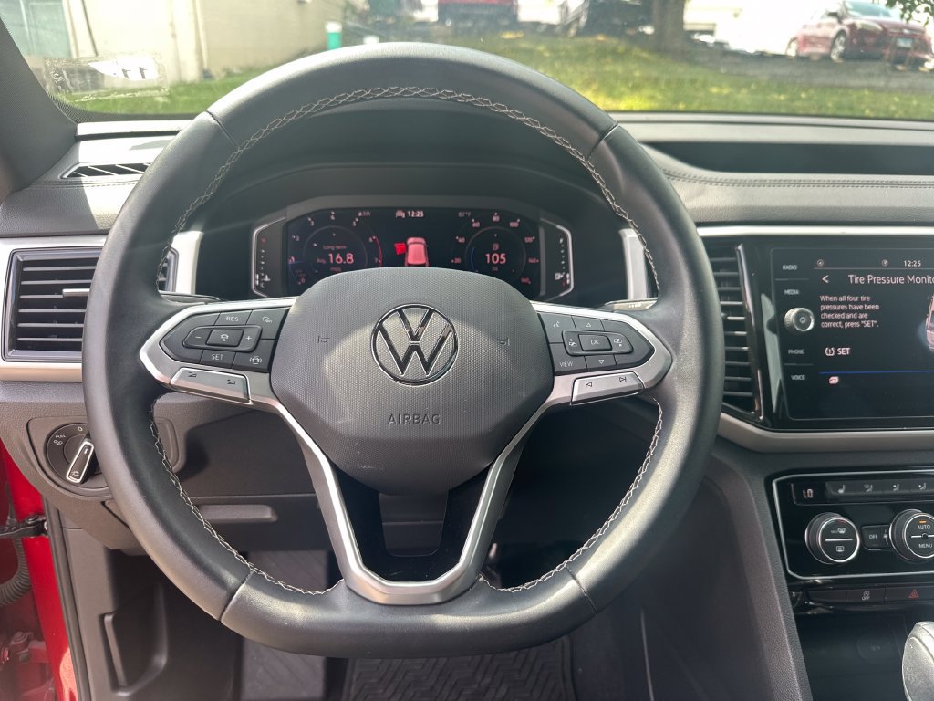 Used 2023 Volkswagen Atlas Cross Sport SE FWD image 13