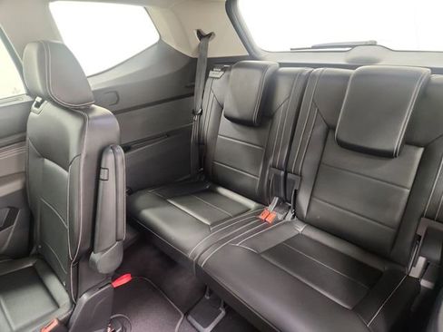 Used 2022 Volkswagen Atlas SE w/ Panoramic Sunroof Package image 27