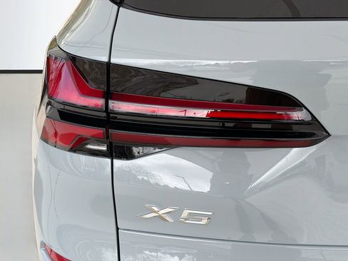 New 2026 BMW X5 xDrive50e w/ M Sport Package image 11