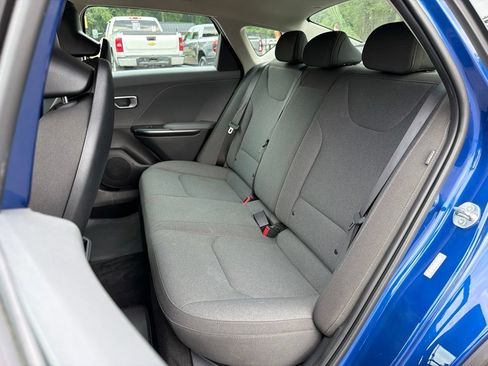 Used 2025 Kia K4 FWD image 19