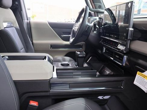 New 2026 GMC Hummer EV SUV AWD/4WD image 7