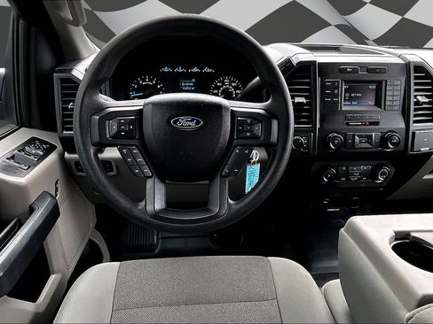Used 2017 Ford F150 XL w/ XL Power Equipment Group AWD/4WD image 5