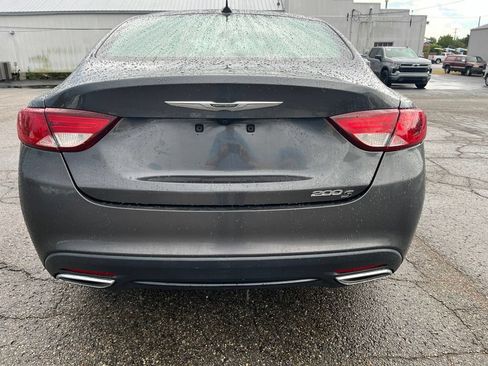 Used 2016 Chrysler 200 S FWD image 4