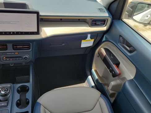 New 2026 Ford Maverick Lariat AWD/4WD image 14
