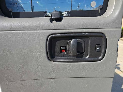 Used 2013 Chevrolet Express 2500 LT w/ LT Preferred Equipment Group image 23