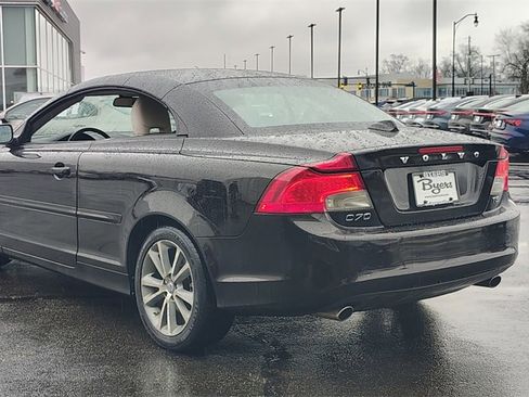 Used 2013 Volvo C70 T5 w/ Climate Pkg image 4