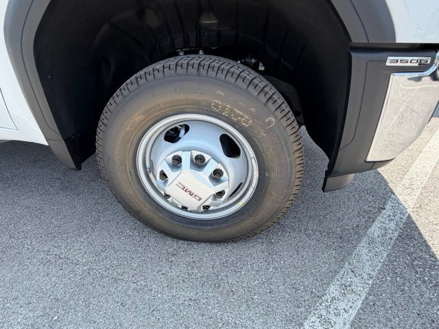 New 2026 GMC Sierra 3500 Pro w/ 1SA Pro Safety Plus Package AWD/4WD image 3
