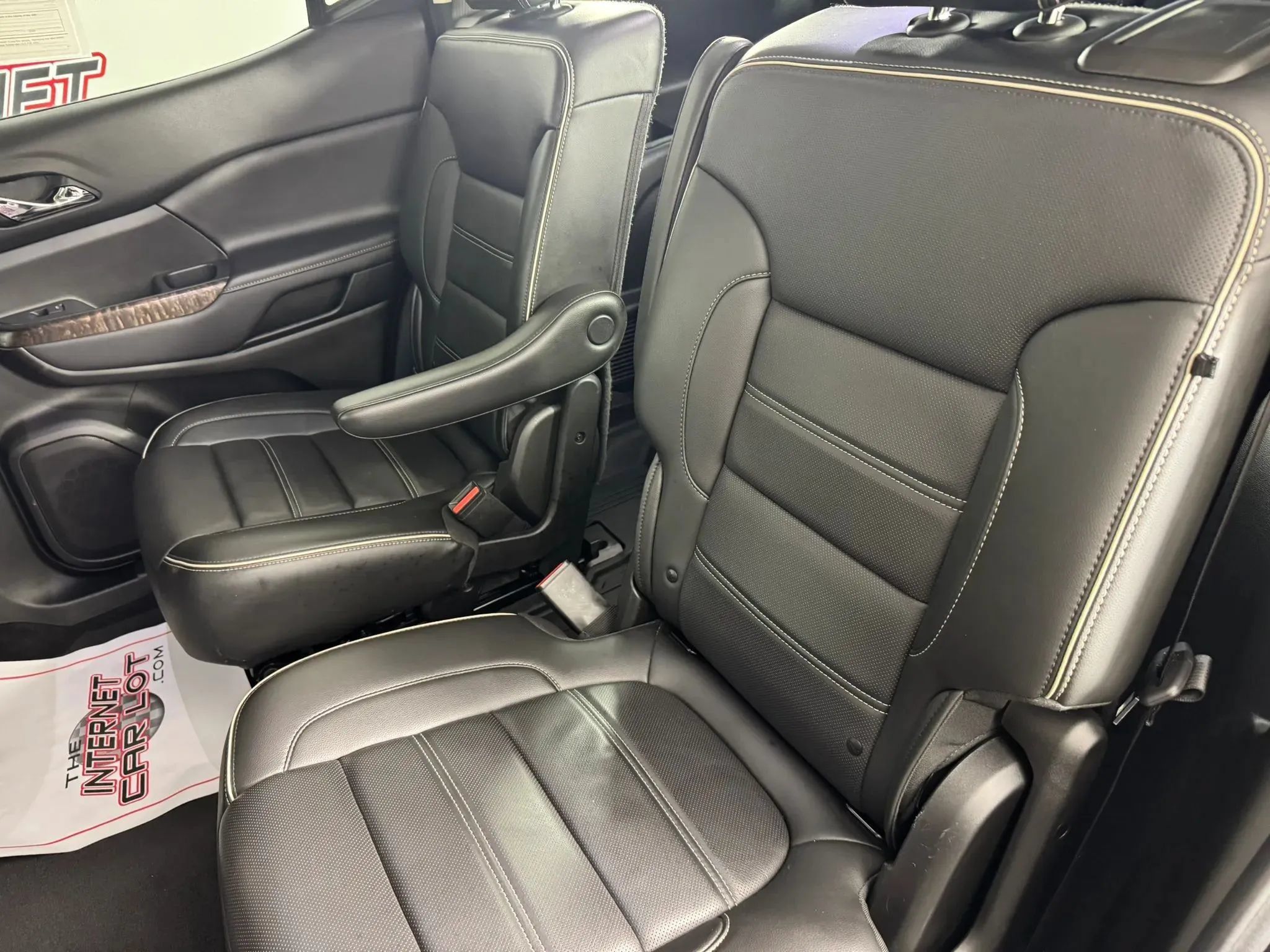 Used 2021 GMC Acadia Denali w/ Denali Ultimate Package AWD/4WD image 39