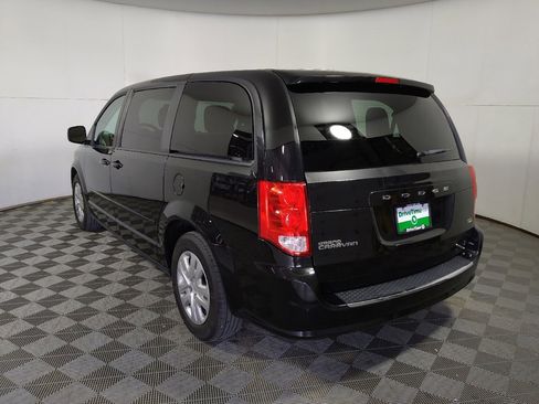 Used 2017 Dodge Grand Caravan SE FWD image 6