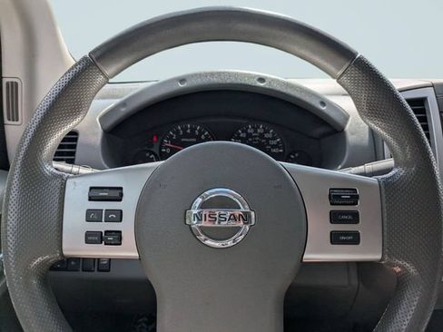Used 2021 Nissan Frontier SV w/ Midnight Edition Floor Mats RWD image 27
