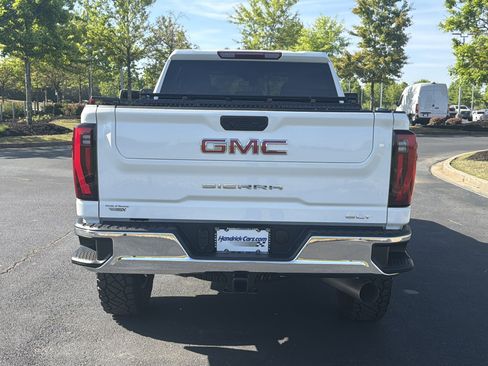 Used 2025 GMC Sierra 2500 SLT image 8
