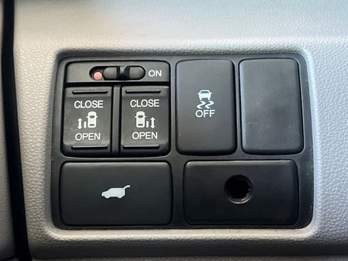 Used 2012 Honda Odyssey EX-L image 30