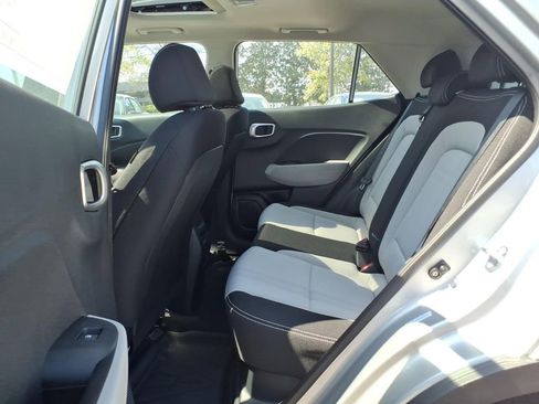 New 2026 Hyundai Venue SEL image 10