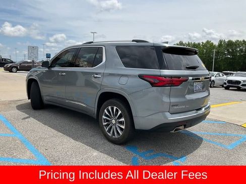 Used 2023 Chevrolet Traverse Premier AWD/4WD image 4