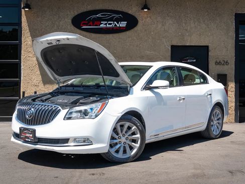 Used 2016 Buick LaCrosse Leather w/ Experience Buick Package FWD image 12