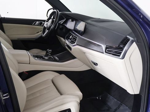 Used 2022 BMW X5 xDrive40i AWD/4WD image 28