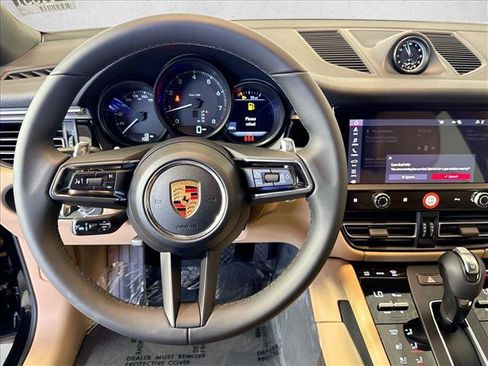 Used 2026 Porsche Macan AWD/4WD image 13