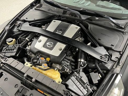 Used 2019 Nissan 370Z Coupe image 45