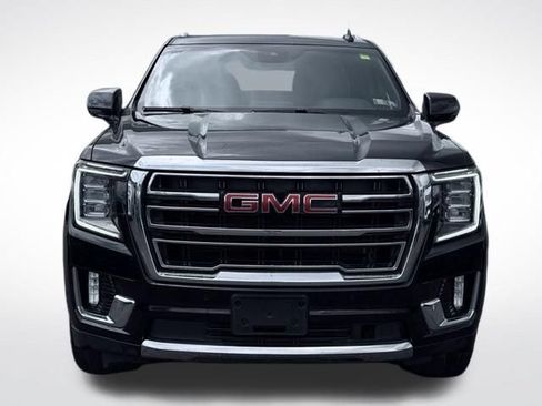 Used 2024 GMC Yukon SLT AWD/4WD image 2