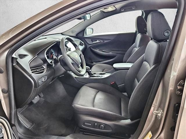 Certified 2025 Chevrolet Malibu LT FWD image 15