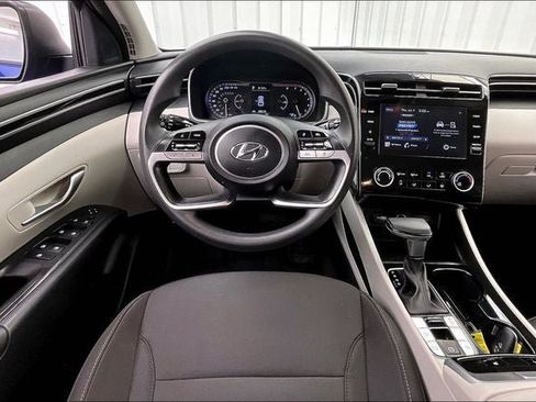 Certified 2022 Hyundai Tucson SEL w/ Cargo Package FWD image 5