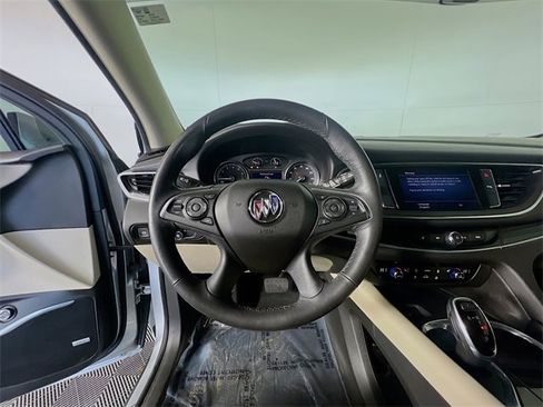 Used 2021 Buick Enclave Essence w/ Sound and Sites Package image 13