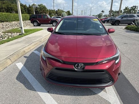 Used 2026 Toyota Corolla LE FWD image 8