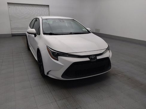 Used 2021 Toyota Corolla LE FWD image 13