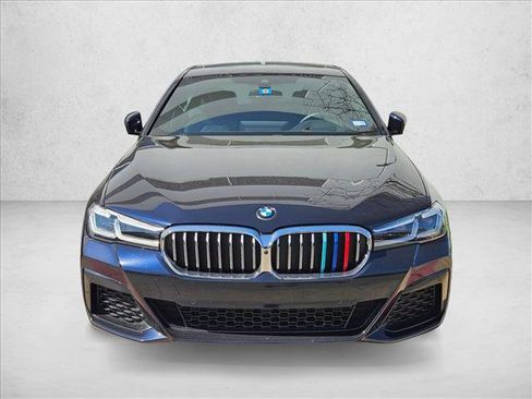 Used 2021 BMW 530i w/ M Sport Package image 2
