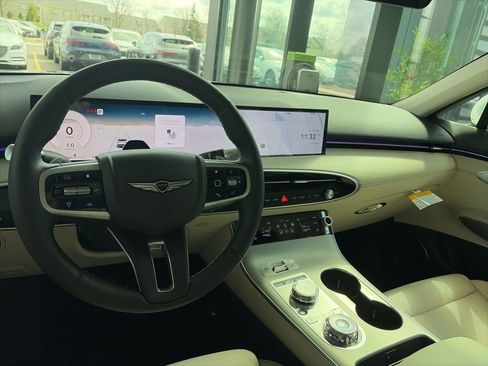 New 2026 Genesis GV70 2.5T Select image 16