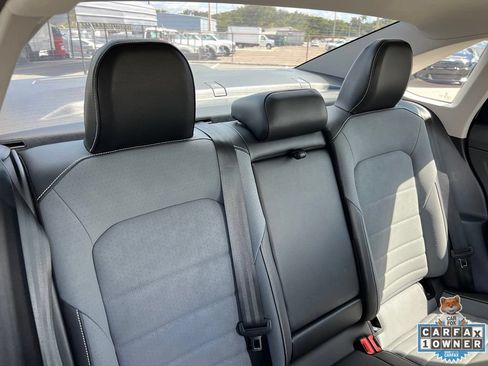 Used 2025 Volkswagen Jetta SE FWD image 53