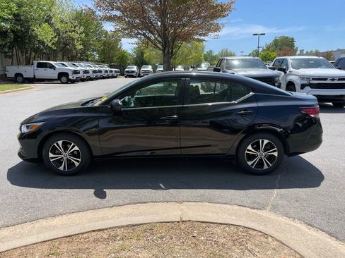 Used 2023 Nissan Sentra SV image 4