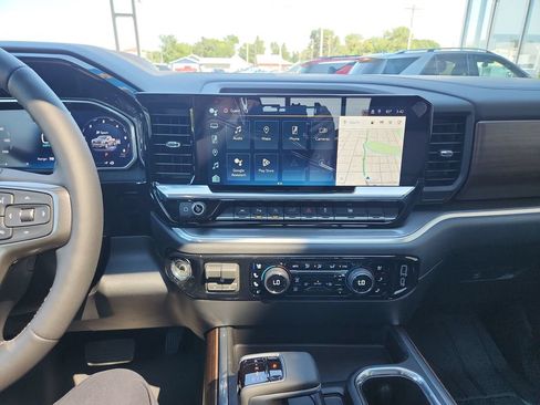 New 2026 Chevrolet Silverado 1500 High Country AWD/4WD image 20
