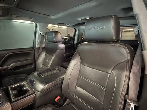 Used 2017 GMC Sierra 1500 Denali w/ Denali Ultimate Package AWD/4WD image 13